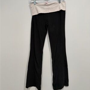 Stylish Black and Cream Leggings